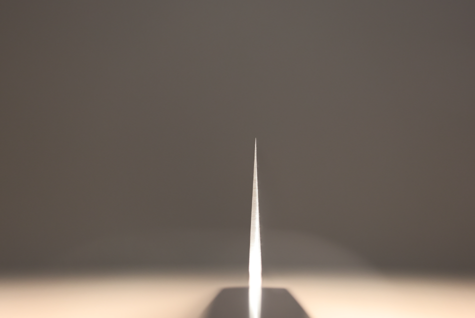 初心VG10三層鋼槌目牛刀210mm/初心VG10三层槌目牛刀210mm/HATSUKOKOROHAMONO Japanese Gyuto knife VG10 3-Layer Hammered 210mm