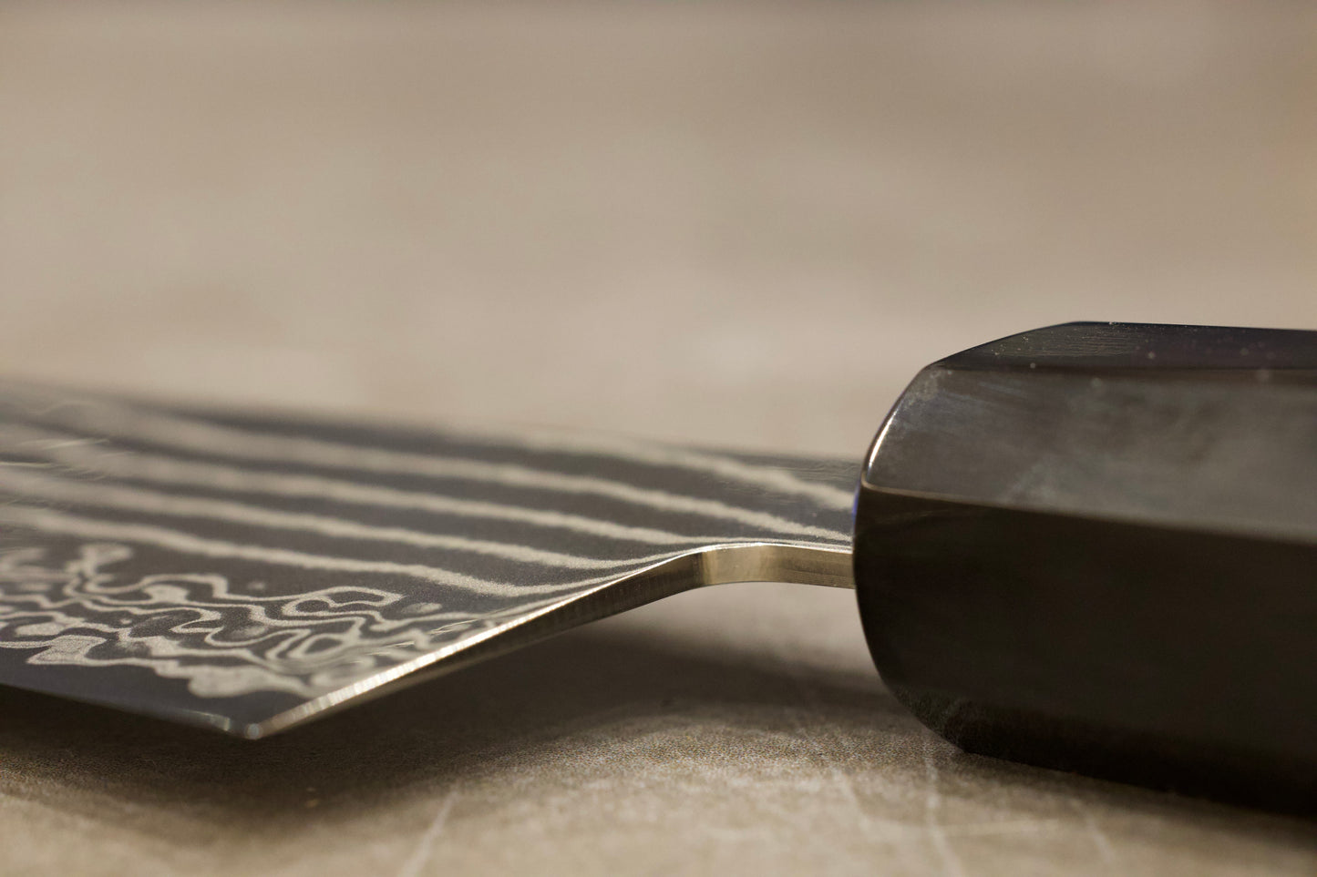 初心刃物ニッケルダマスカスATS34切付牛刀240mm/初心镍大马ATS34切付牛刀240mm/HATSUKOKOROHAMONO Japanese chef knife Gyuto ATS-34 24cm 9.45 inch