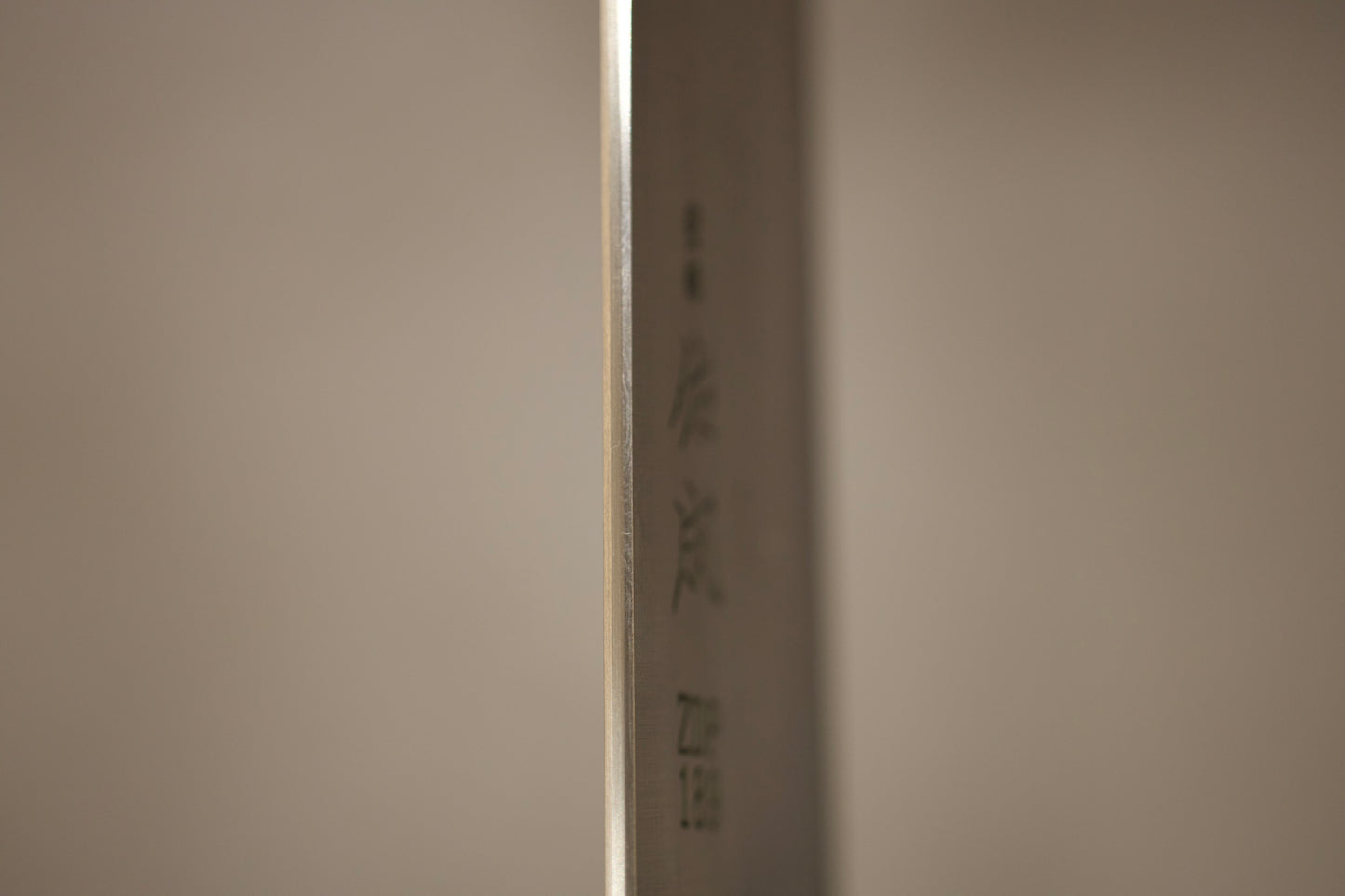 佑成積層ZDP189粉末鋼牛刀240mm/佑成积层ZDP189粉末钢牛刀240mm/SUKENARI Japanese chef knife Gyuto ZDP-189 24cm/ 9.45inch