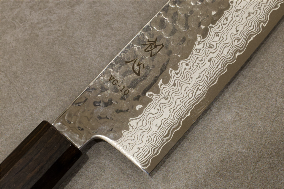 初心VG10ダマスカス槌目牛刀240mm/初心VG10大马士革花纹槌目牛刀240mm/HATSUKOKOROHAMONO Japanese Gyuto knife VG10 Damascus 240mm