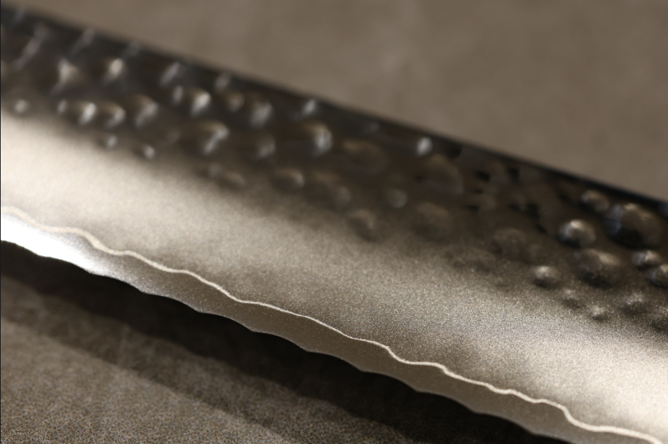 初心VG10三層鋼槌目パン切り210mm/初心VG10三层槌目面包刀210mm/HATSUKOKOROHAMONO Japanese bread knife VG10 3-Layer Hammered 210mm
