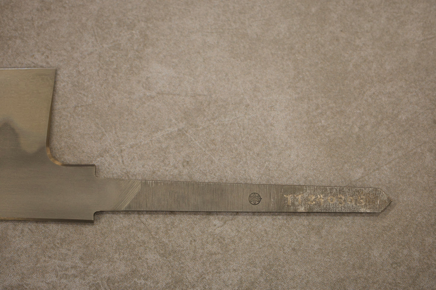 Shoichi Hashimoto Omodaka Mizuhonyaki Gyuto 240mm 橋本庄市沢瀉白一鋼水本焼き和牛刀240mm