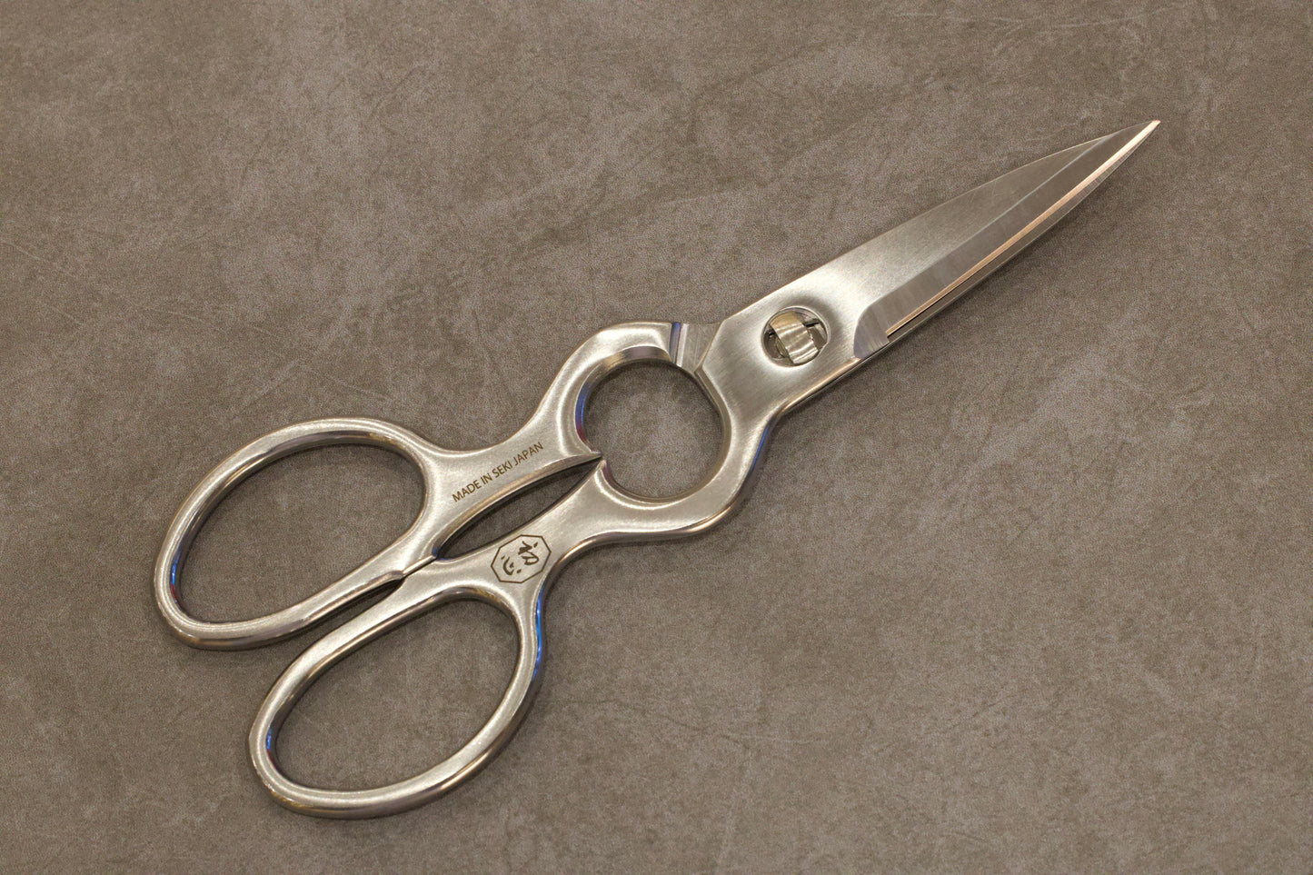 HATSUKOKORO AUS-6 Kitchen Shears scissors ASHK-200 初心丸章AUS6ハサミASHK-200