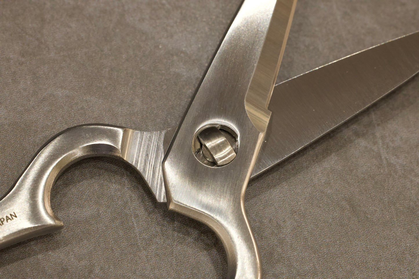 HATSUKOKORO AUS-6 Kitchen Shears scissors ASHK-200 初心丸章AUS6ハサミASHK-200