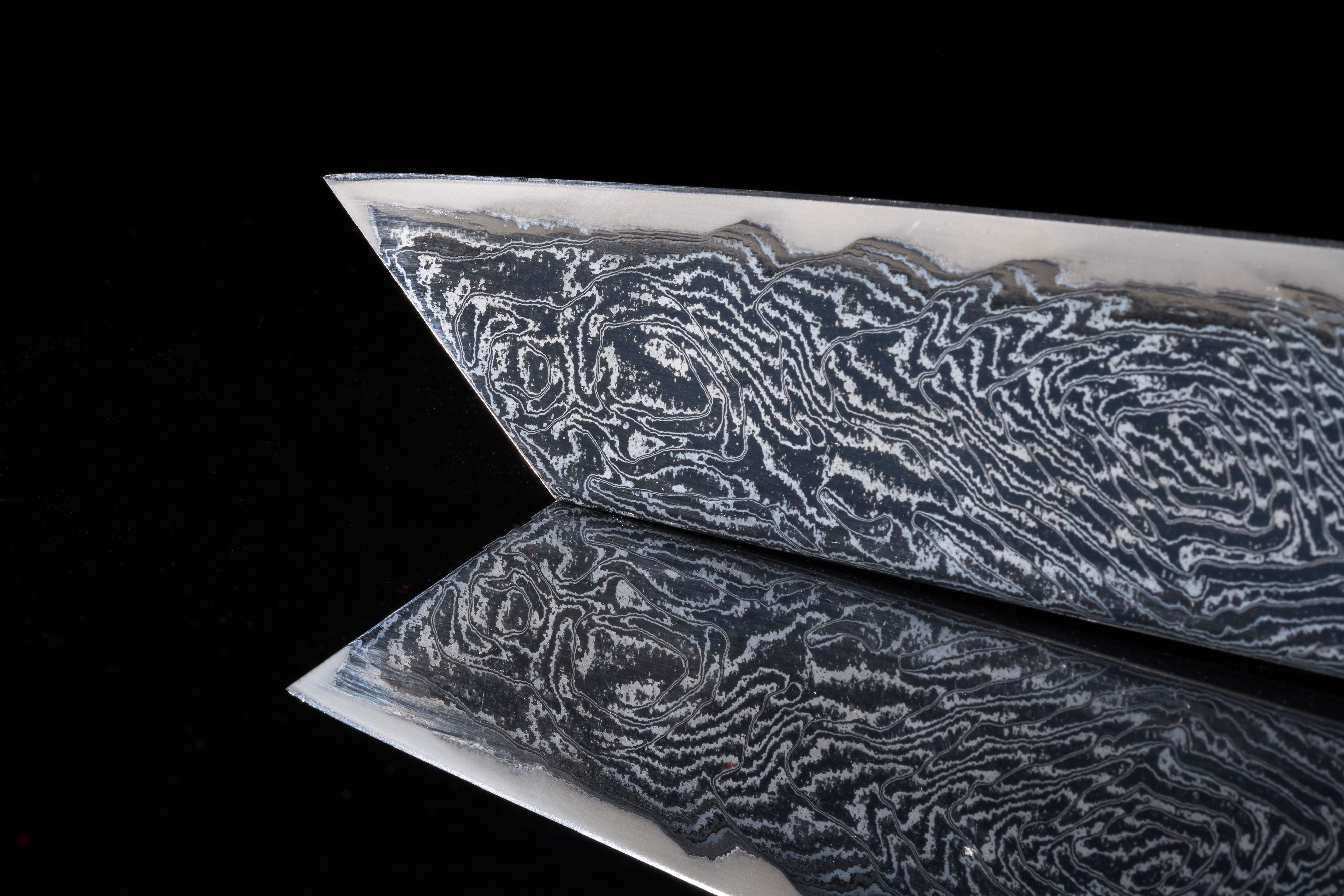 日本主厨刀切付牛刀郷右馬允義弘涡潮系列AUS-10钢24cm – GinkaHamono