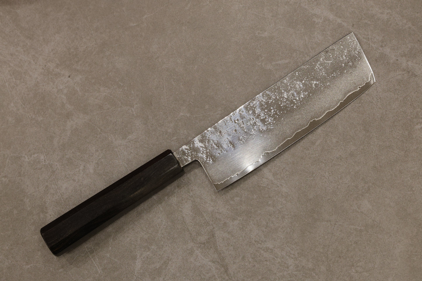 Hatsukokoro Nashiji AUS-8 Nakiri 165mm 初心AUS-8梨地菜切165mm