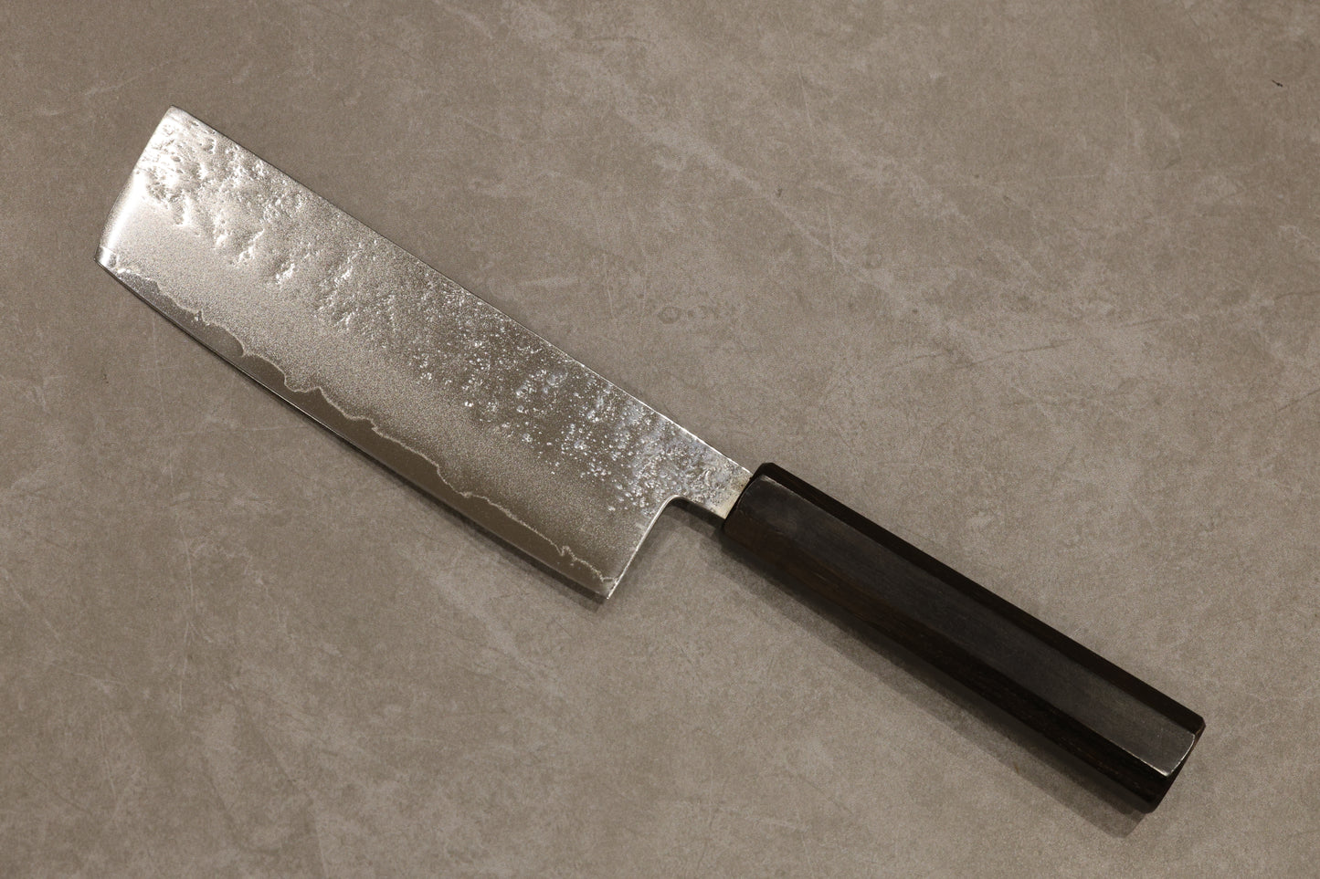 Hatsukokoro Nashiji AUS-8 Nakiri 165mm 初心AUS-8梨地菜切165mm