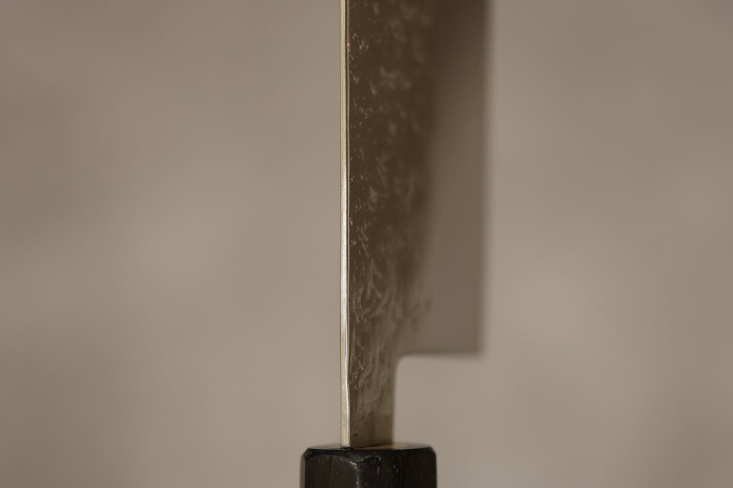 Hatsukokoro Nashiji AUS-8 Nakiri 165mm 初心AUS-8梨地菜切165mm
