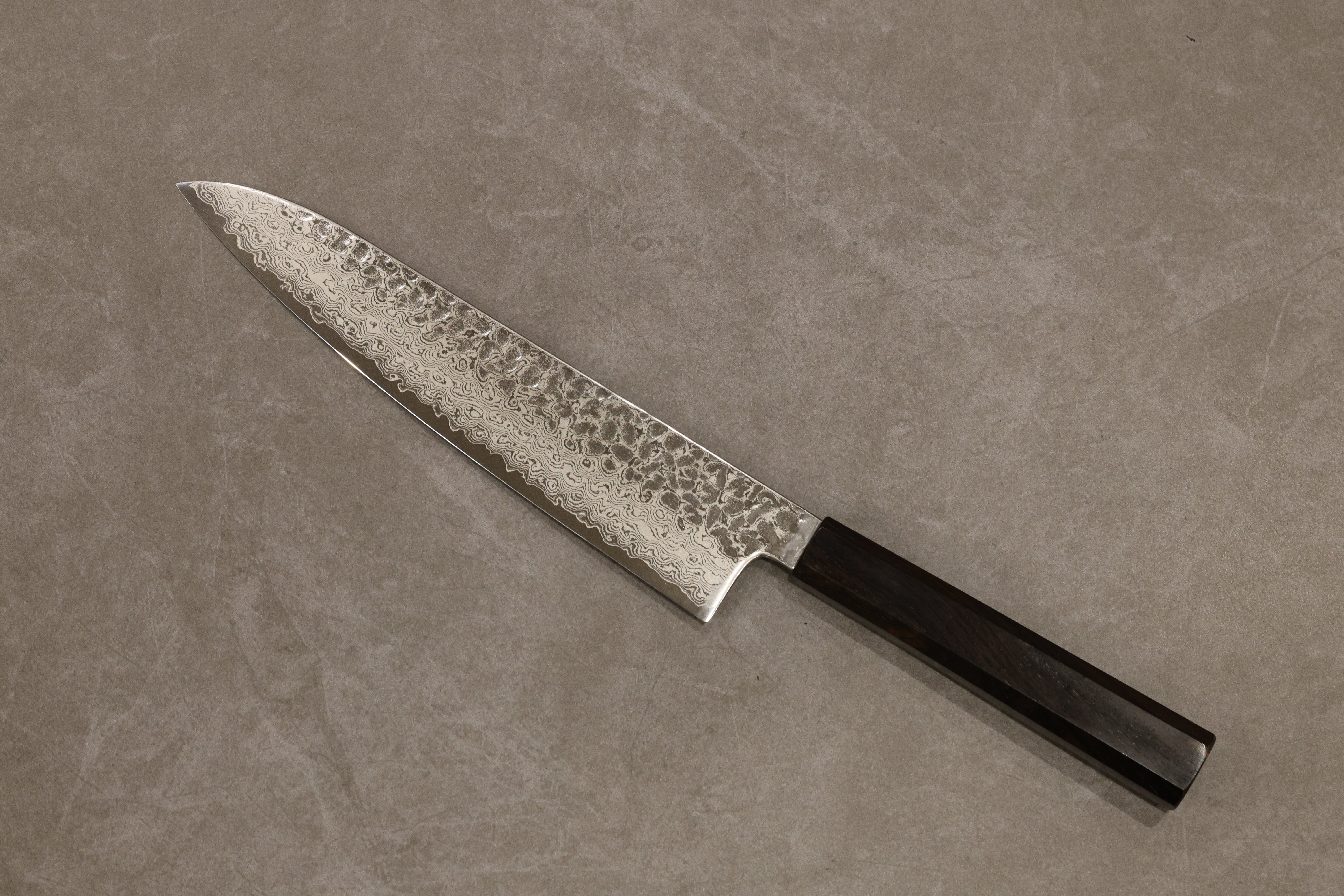 二唐刃物鍛造所 Nigara VG10 槌目 ダマスカス 切付牛刀 210mm 1.4.1.jpg?v=1716444189&width=1946