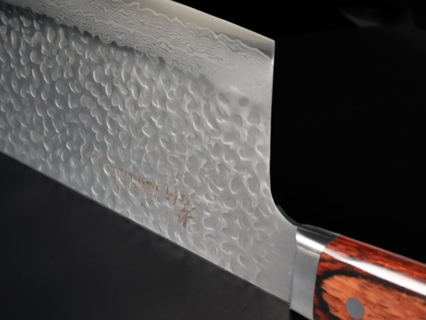 Sakai Takayuki 33 Layer Damascus VG10 Chinese Cleaver 195×85mm 堺孝行 07403 洋ハンドル 33層ダマスカス 槌目 VG10 中華包丁 195×85mm