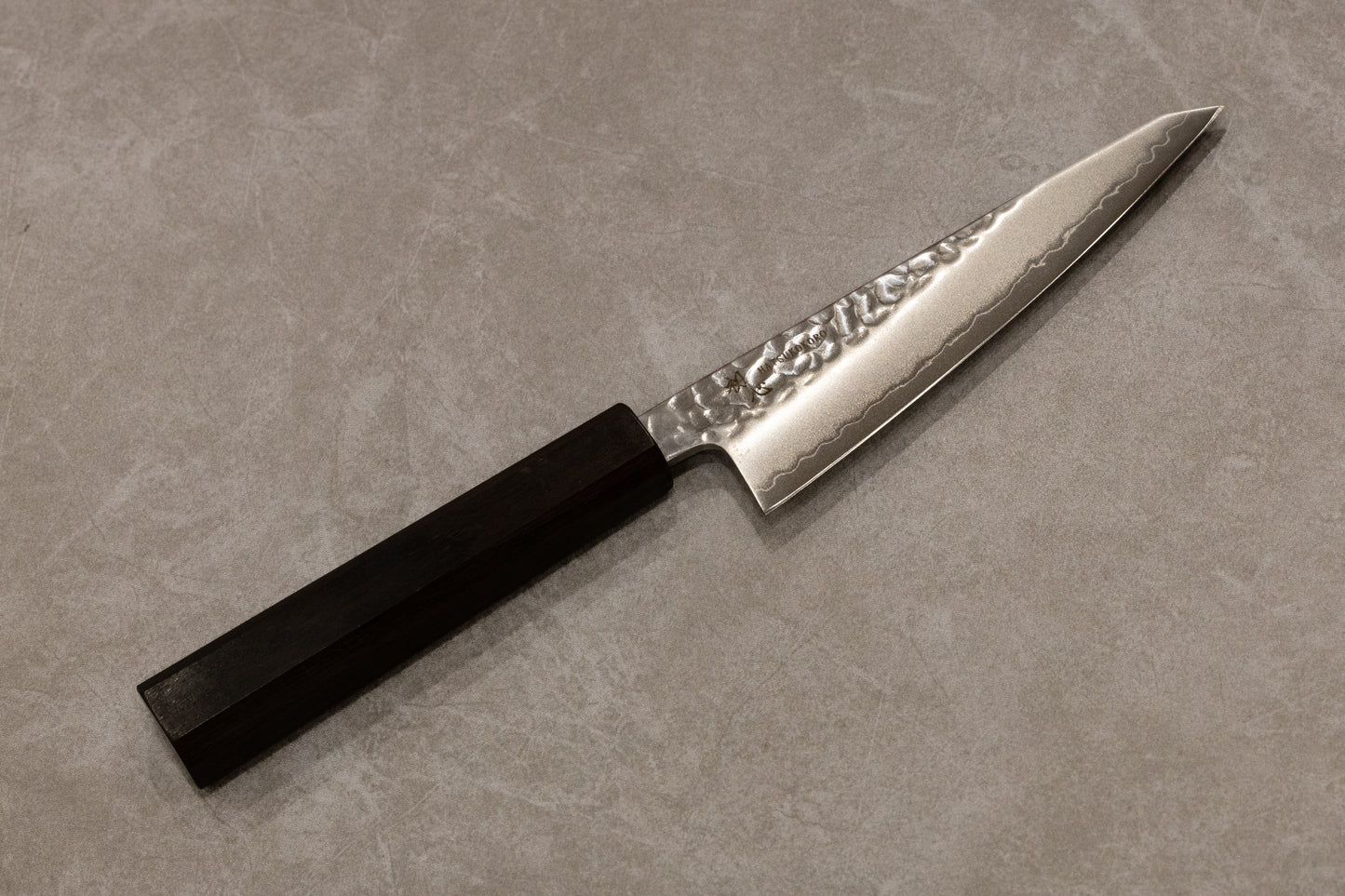 Hatsukokoro Ginsan Honesuki boning knife 150mm 初心銀三鋼槌目骨スキ150mm