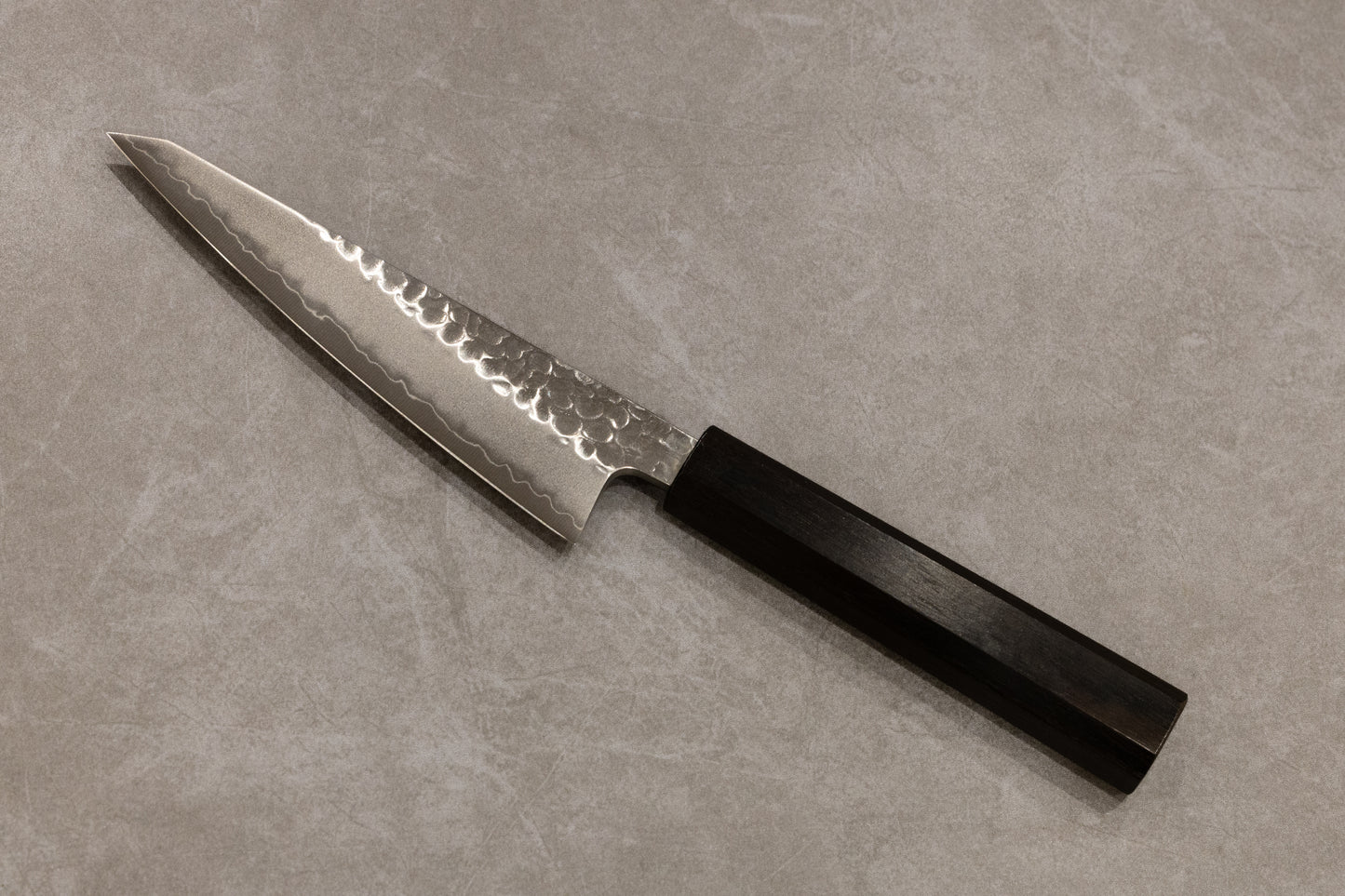 Hatsukokoro Ginsan Honesuki boning knife 150mm 初心銀三鋼槌目骨スキ150mm