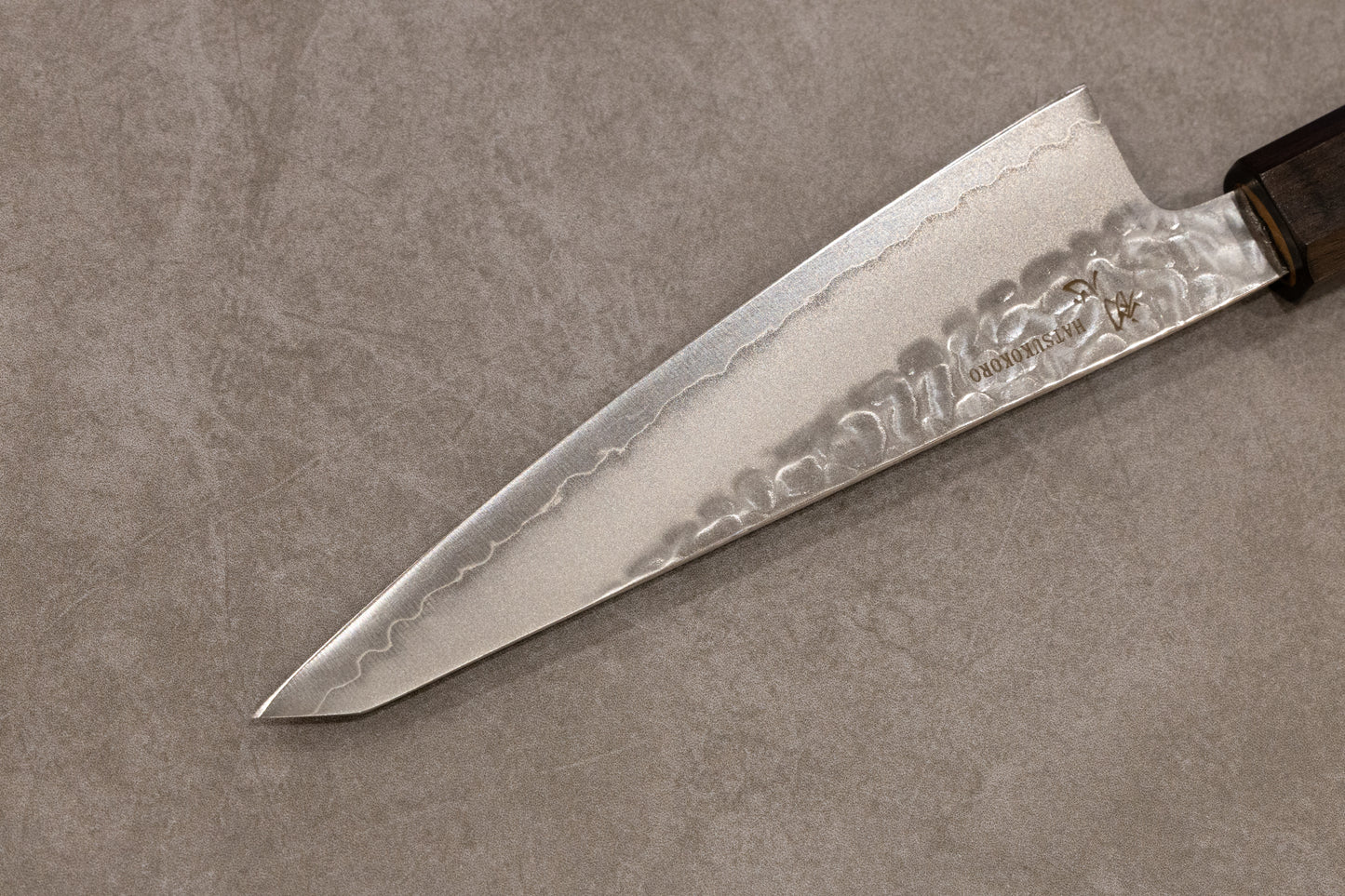Hatsukokoro Ginsan Honesuki boning knife 150mm 初心銀三鋼槌目骨スキ150mm