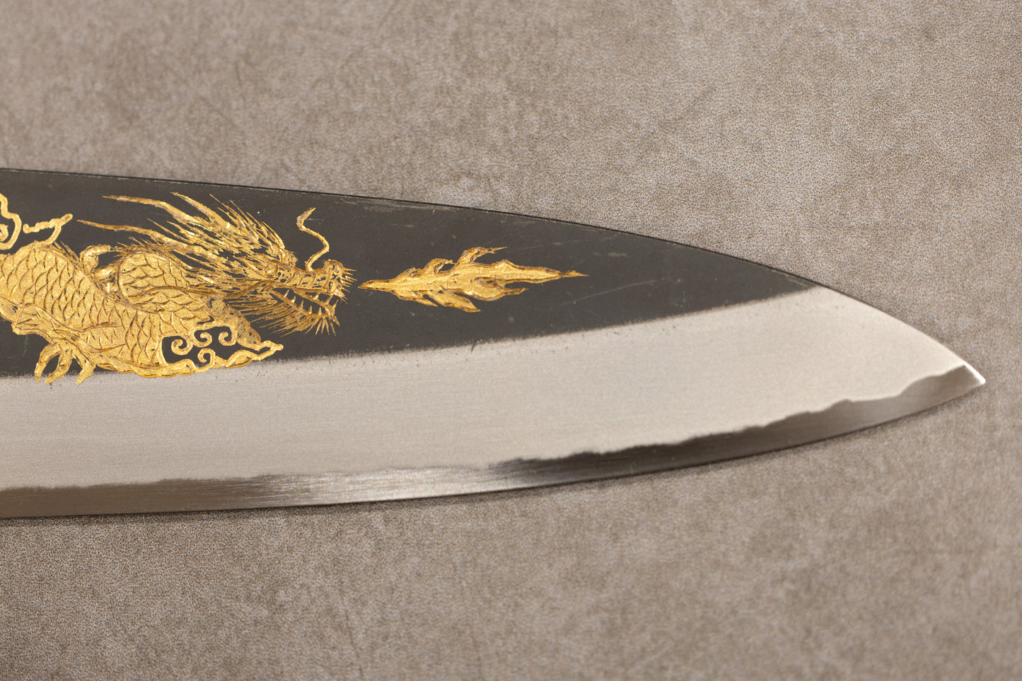 MICHIKO KUBOTA Ajyari Series Unryu Kurouchi Gyuto 240mm 堺孝行窪田美知子阿聞梨シリーズ「雲龍」黒打牛刀240mm
