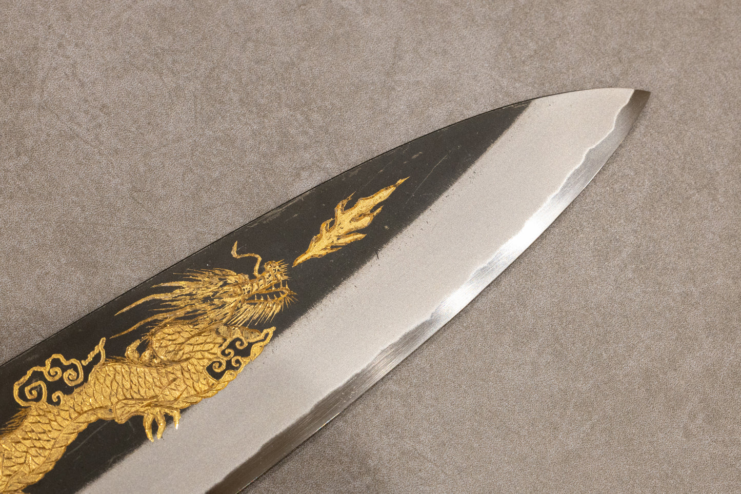 MICHIKO KUBOTA Ajyari Series Unryu Kurouchi Gyuto 240mm 堺孝行窪田美知子阿聞梨シリーズ「雲龍」黒打牛刀240mm